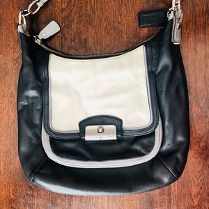 KRISTIN LEATHER SPECTATOR HOBO (COACH F22509)